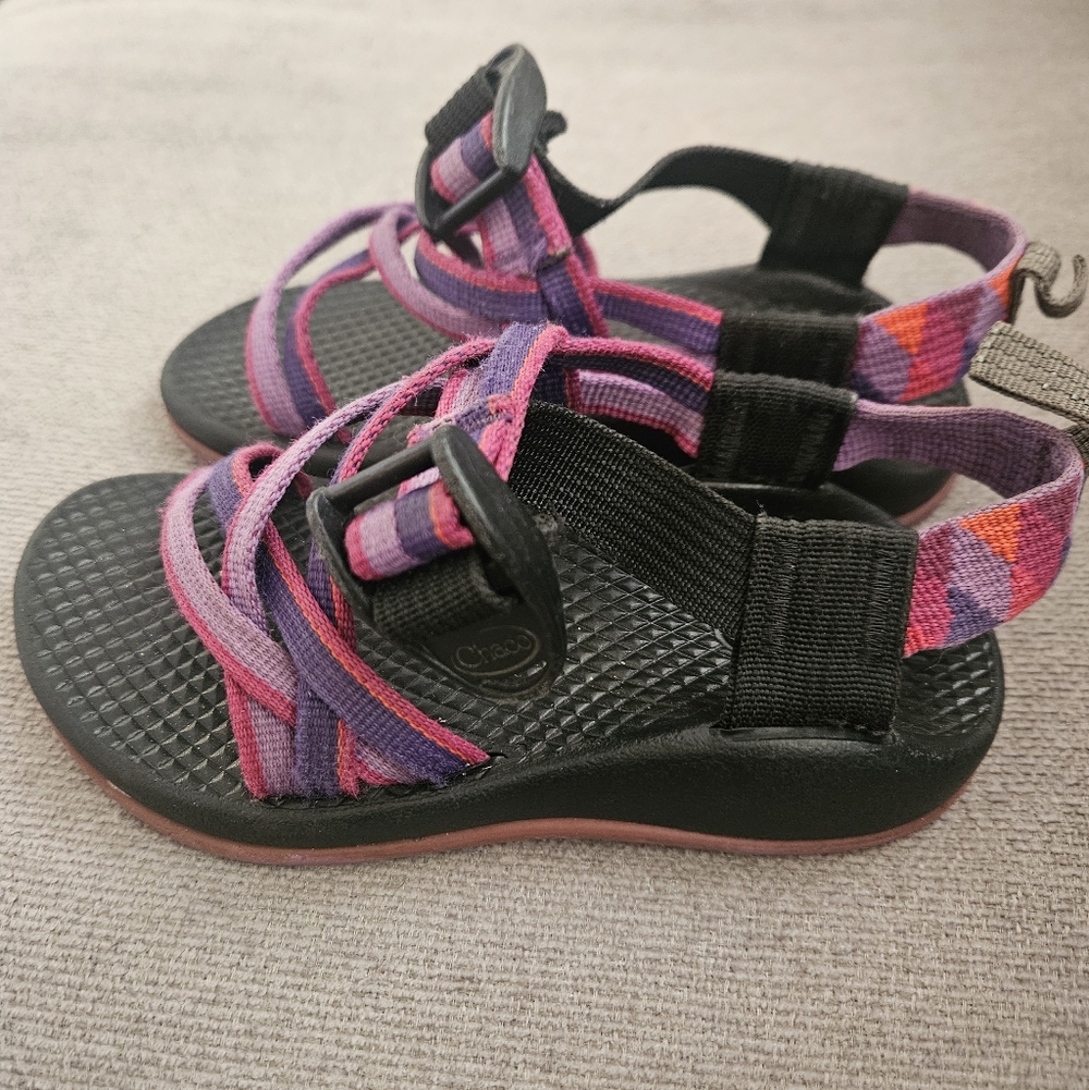 Chaco Little Kid Size 10 Sandals – Used but Gently Loved